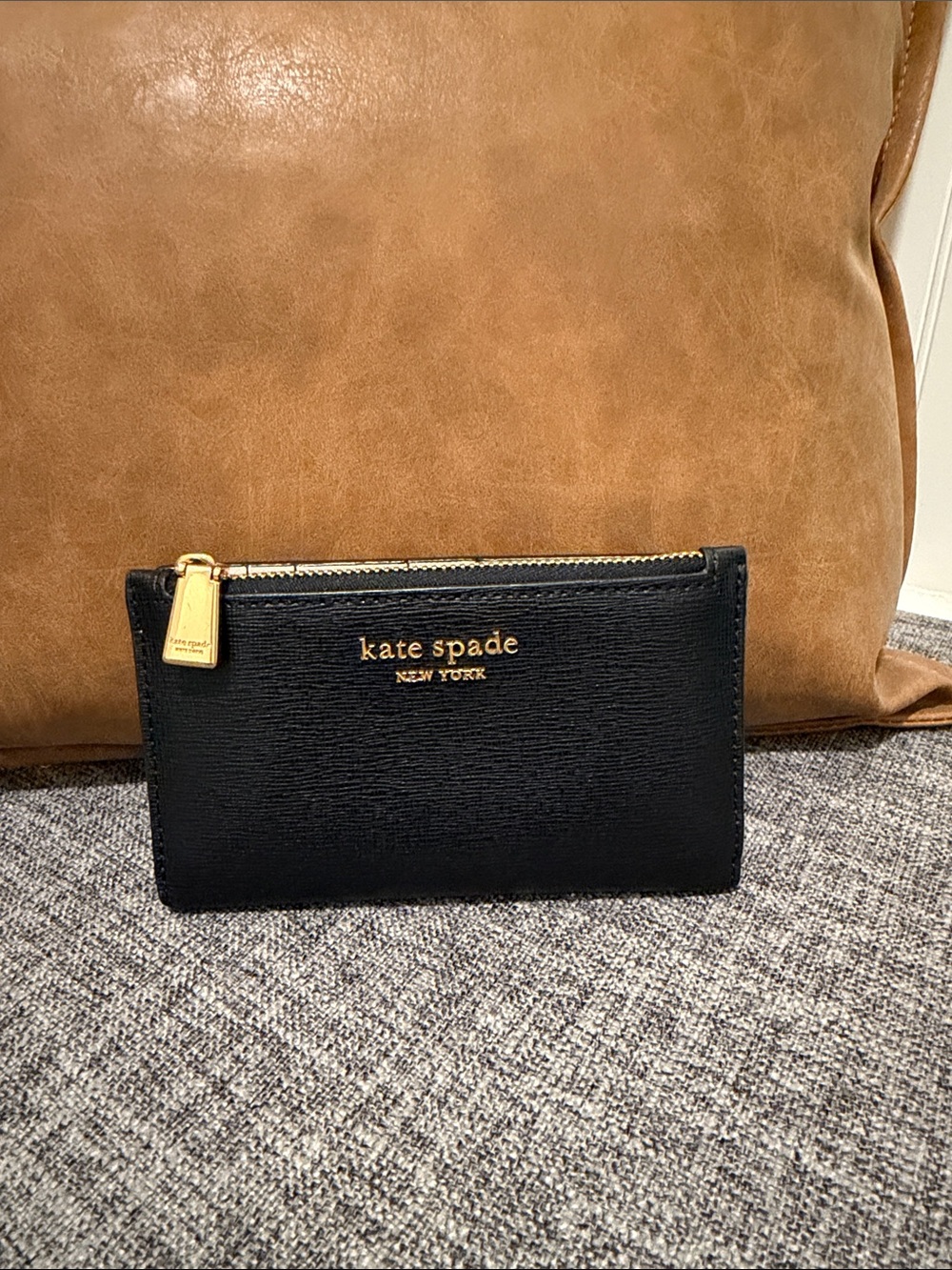 kate spade black leather zip card pouch with gold hardware